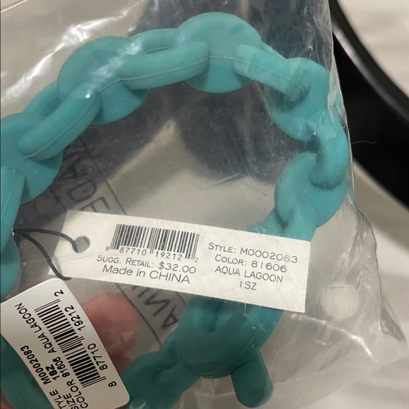 Marc by Marc Jacobs Aqua Lagoon Turnlock Silicone Stretch Bracelet - Picture 9 of 9